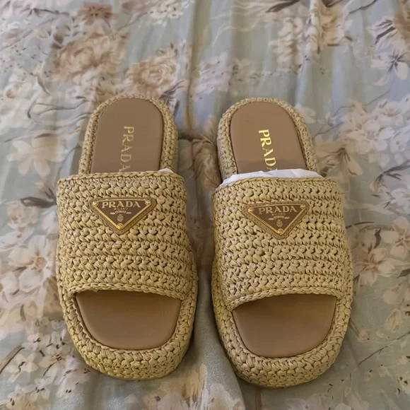Authentic Prada Tan Woven Mules sandals authentic - Picture 4 of 10